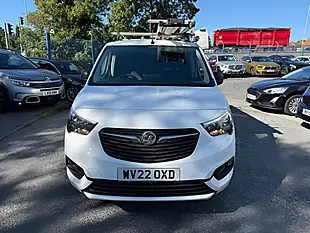Used 2022 Vauxhall Combo Sportive White - Interior and Exterior details 8