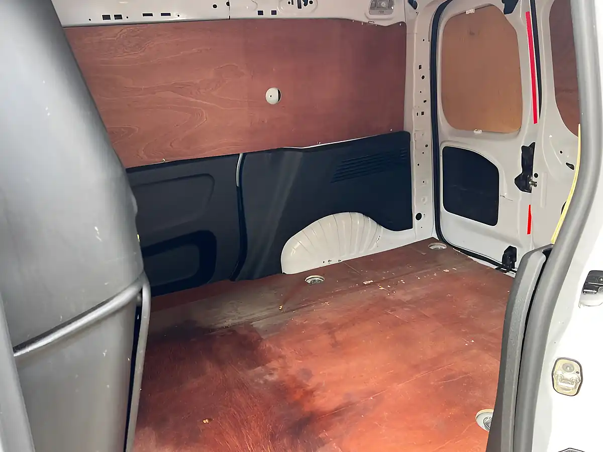 Used 2022 Vauxhall Combo Sportive White - Interior and Exterior details 11
