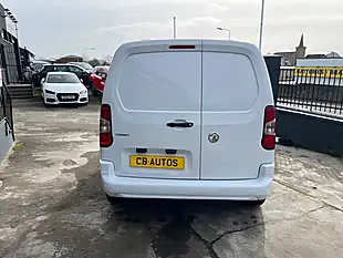 Used 2022 Vauxhall Combo Sportive White - Interior and Exterior details 6