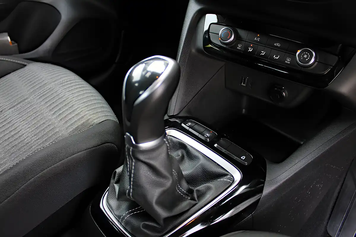 Used 2022 Vauxhall Corsa Design Blue - Interior and Exterior details 18
