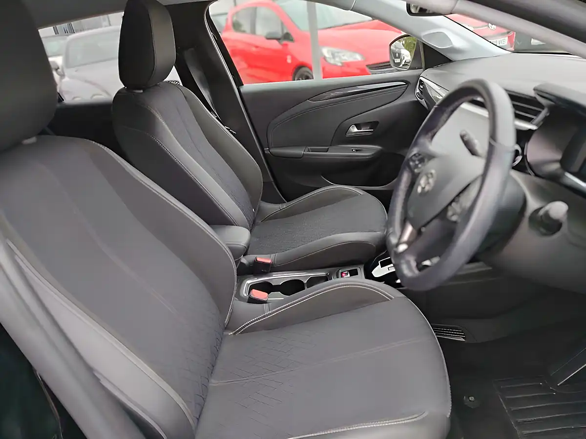 Used 2022 Vauxhall Corsa Electric Elite Premium Diamond Black - Interior and Exterior details 11