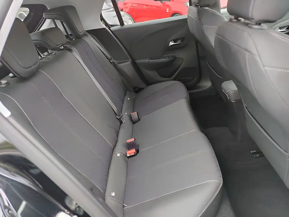 Used 2022 Vauxhall Corsa Electric Elite Premium Diamond Black - Interior and Exterior details 13