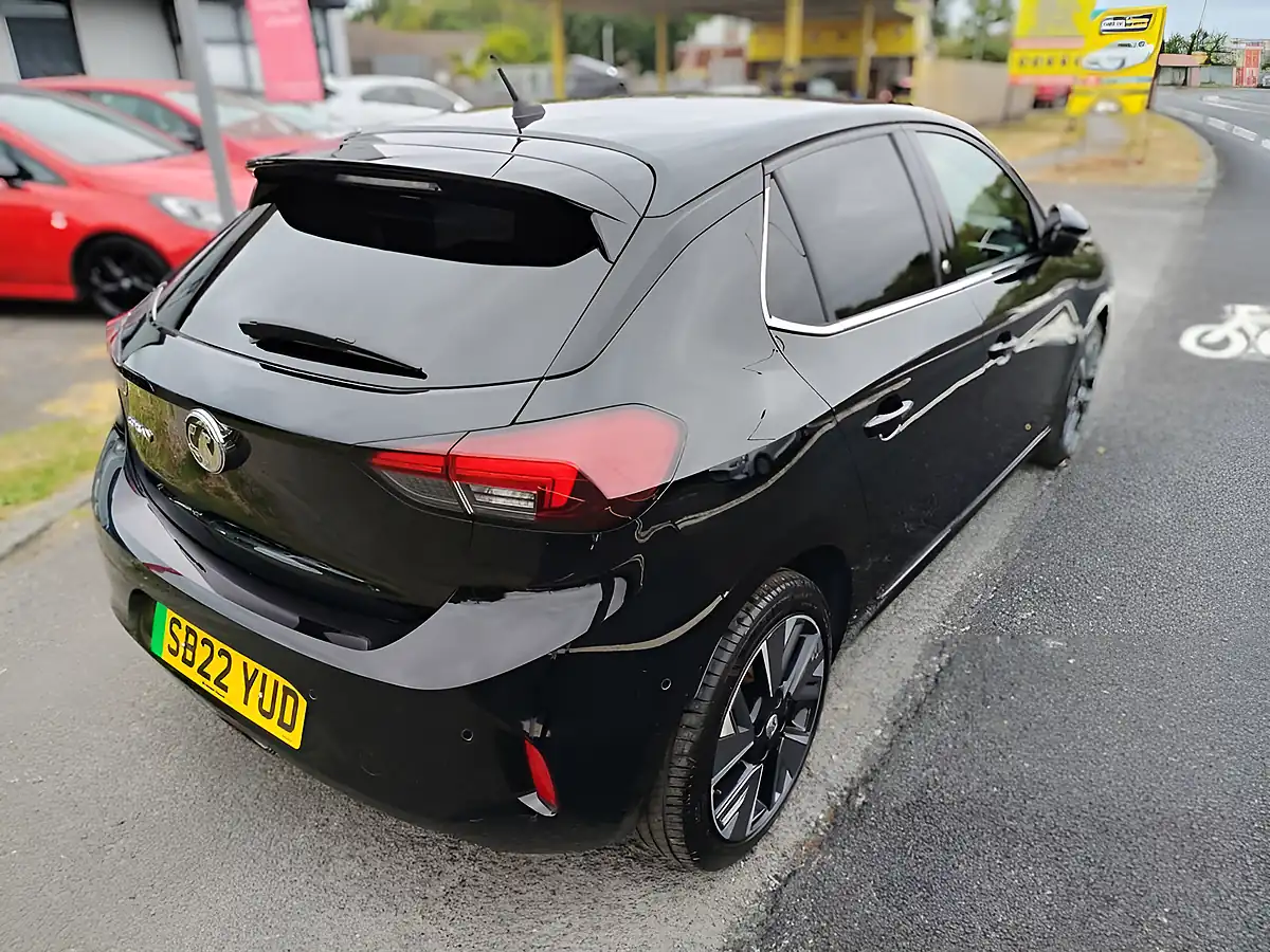 Used 2022 Vauxhall Corsa Electric Elite Premium Diamond Black - Interior and Exterior details 7
