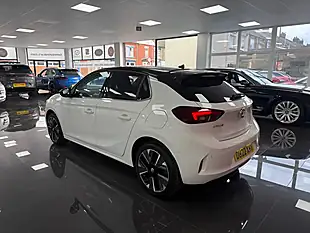 Used 2022 Vauxhall Corsa Electric Elite Premium White - Interior and Exterior details 10