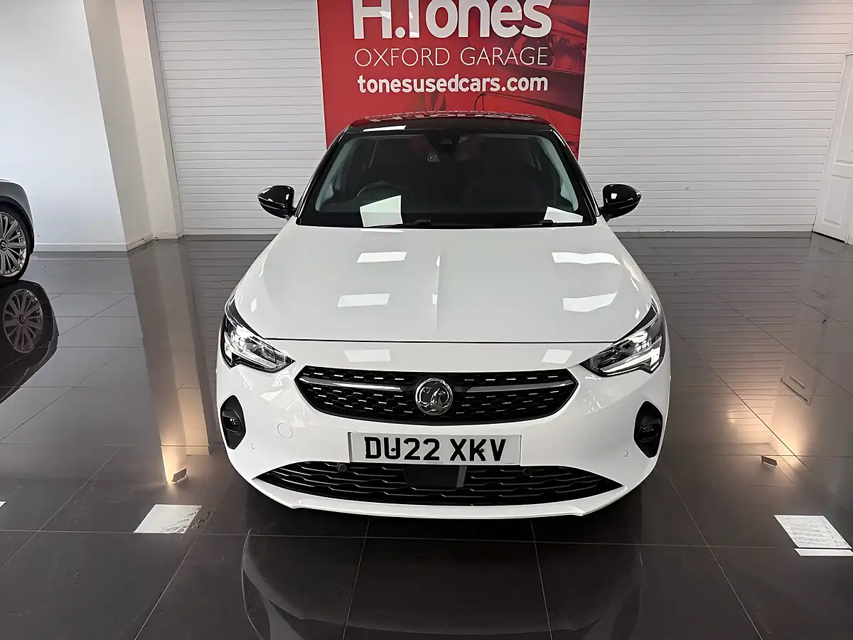 Used 2022 Vauxhall Corsa Electric Elite Premium White - Interior and Exterior details 13