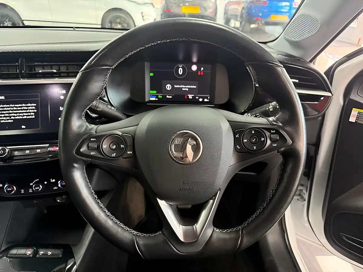 Used 2022 Vauxhall Corsa Electric Elite Premium White - Interior and Exterior details 15