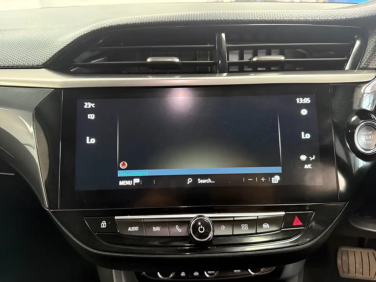Used 2022 Vauxhall Corsa Electric Elite Premium White - Interior and Exterior details 16