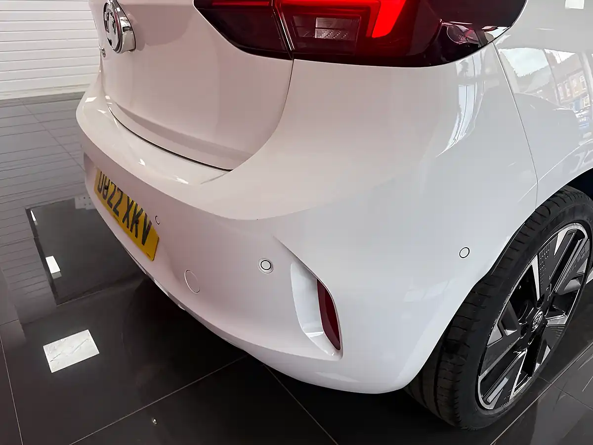 Used 2022 Vauxhall Corsa Electric Elite Premium White - Interior and Exterior details 8
