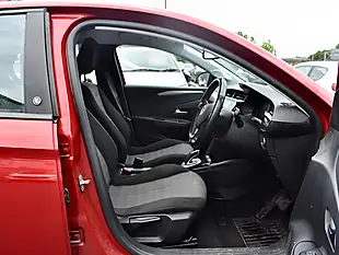 Used 2022 Vauxhall Corsa Electric Se Premium Red - Interior and Exterior details 12
