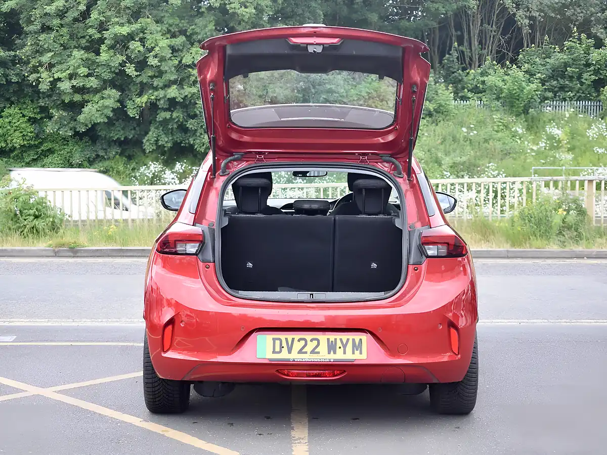 Used 2022 Vauxhall Corsa Electric Se Premium Red - Interior and Exterior details 7