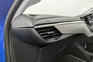 Used 2022 Vauxhall Corsa Electric Se Premium Voltaic Blue - Interior and Exterior details 12