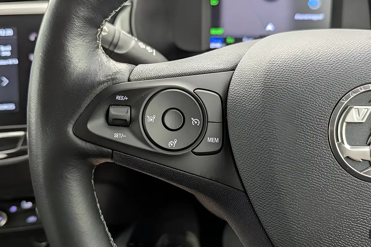 Used 2022 Vauxhall Corsa Electric Se Premium Voltaic Blue - Interior and Exterior details 14