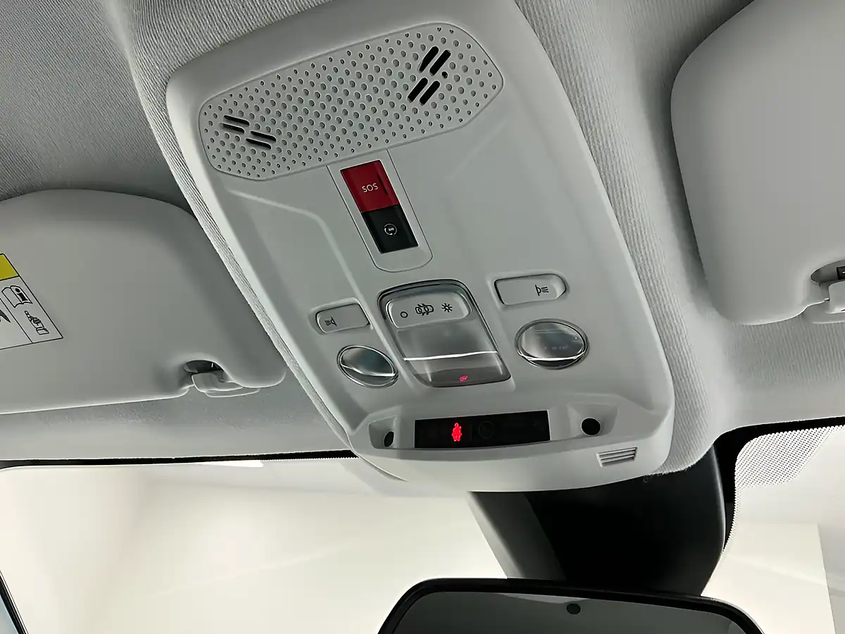Used 2022 Vauxhall Corsa Elite Edition Jade White - Interior and Exterior details 19