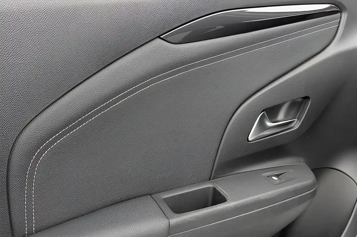 Used 2022 Vauxhall Corsa Elite Edition White - Interior and Exterior details 13