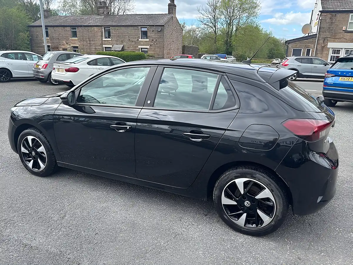 Used 2022 Vauxhall Corsa Se Premium Diamond Black - Interior and Exterior details 14