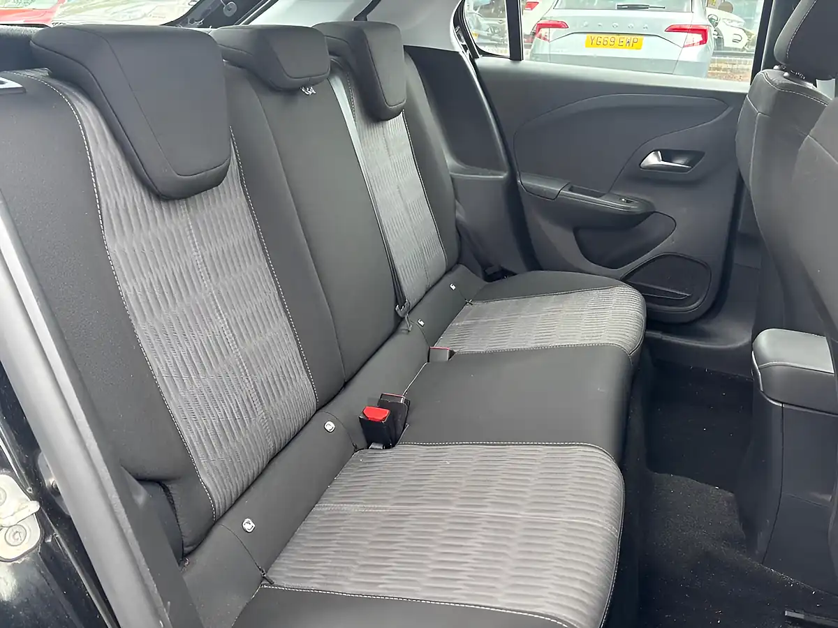 Used 2022 Vauxhall Corsa Se Premium Diamond Black - Interior and Exterior details 4
