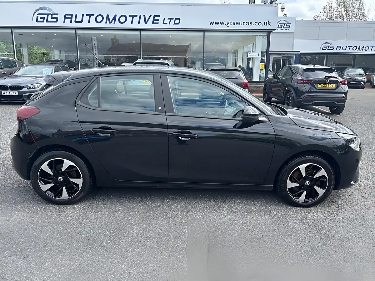Used 2022 Vauxhall Corsa Se Premium Diamond Black - Interior and Exterior details 5