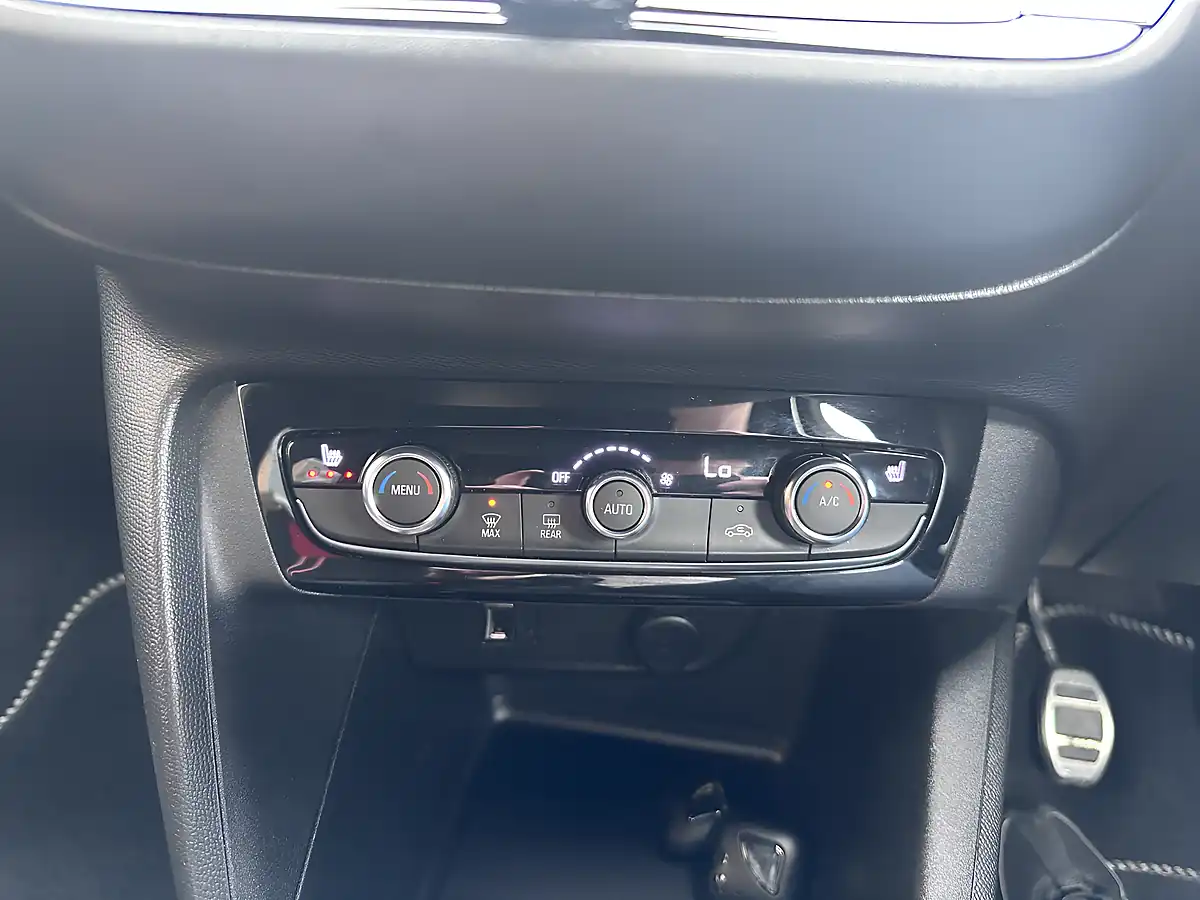 Used 2022 Vauxhall Corsa Sri Edition White - Interior and Exterior details 17