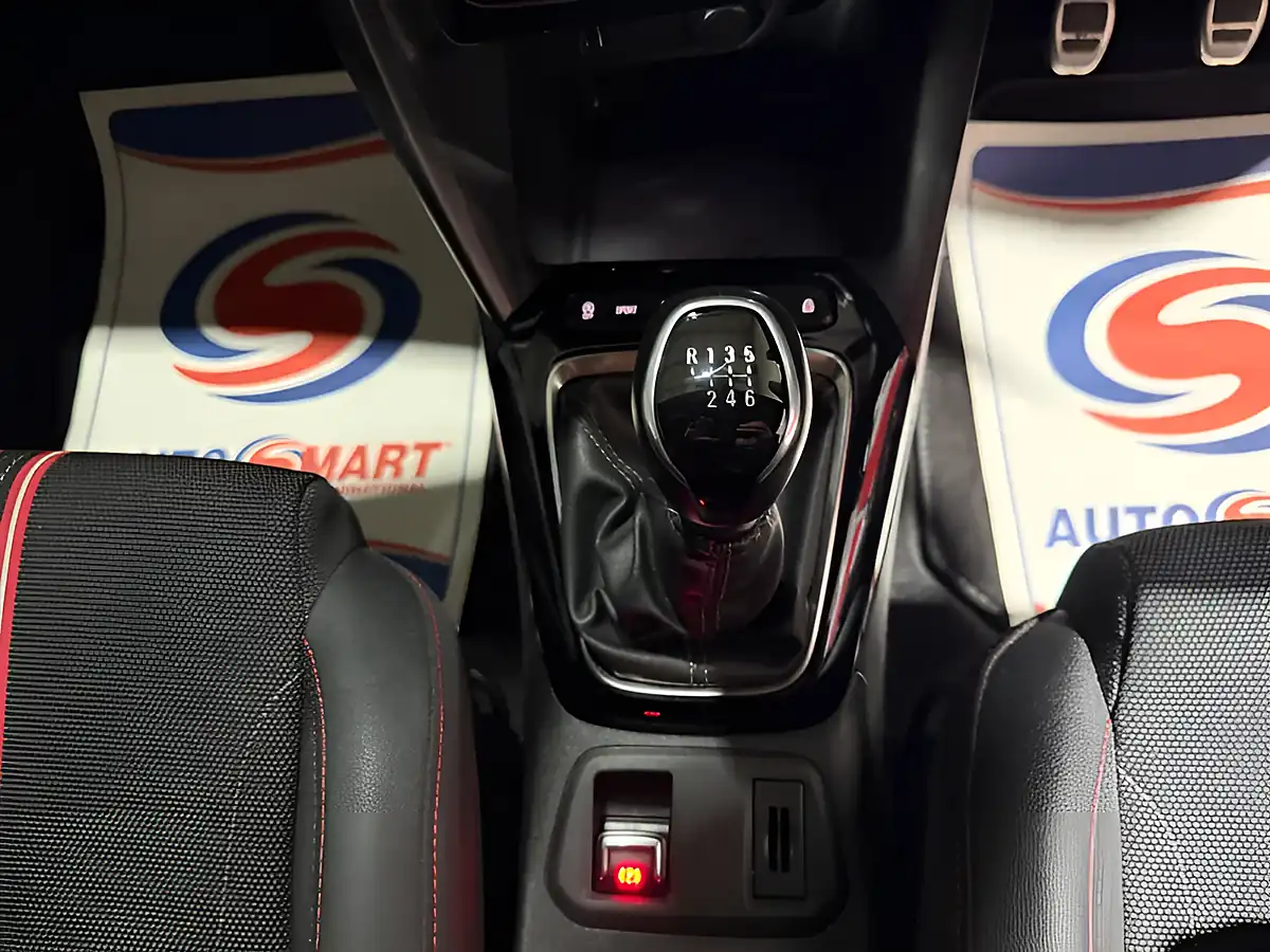 Used 2022 Vauxhall Corsa Sri Edition White - Interior and Exterior details 11