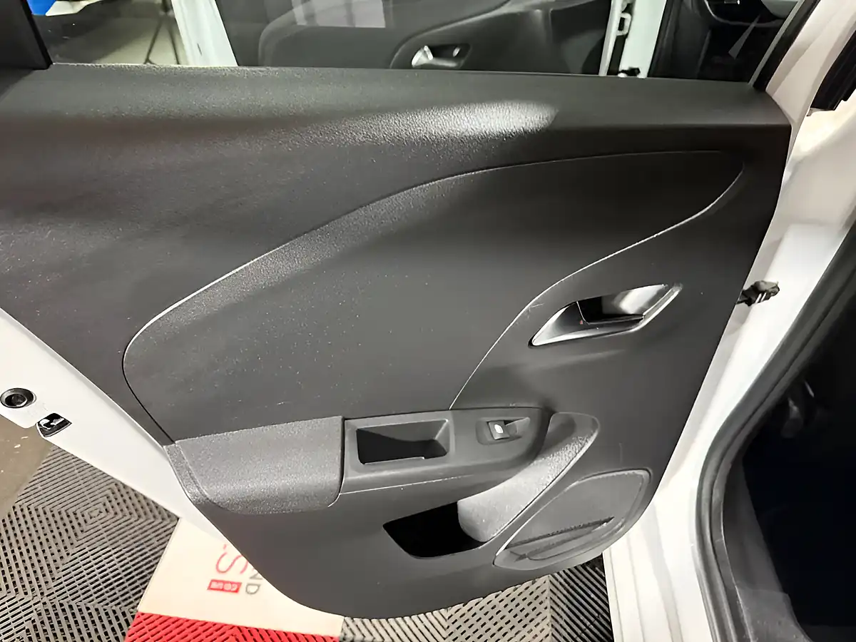 Used 2022 Vauxhall Corsa Sri Edition White - Interior and Exterior details 14