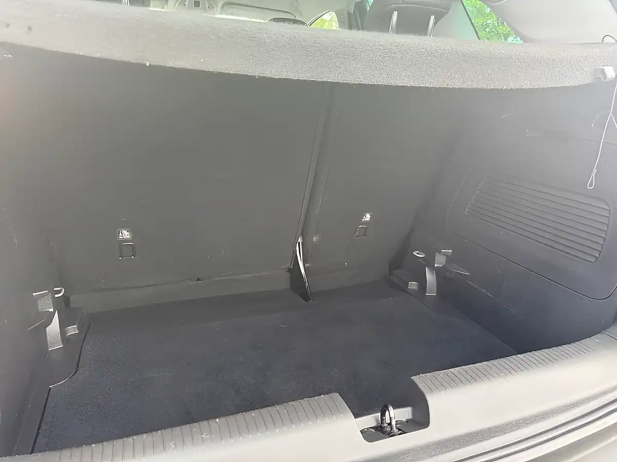 Used 2022 Vauxhall Crossland Elite Grey - Interior and Exterior details 11