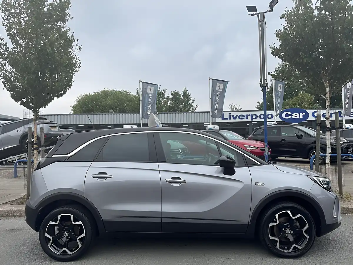 Used 2022 Vauxhall Crossland Elite Grey - Interior and Exterior details 4