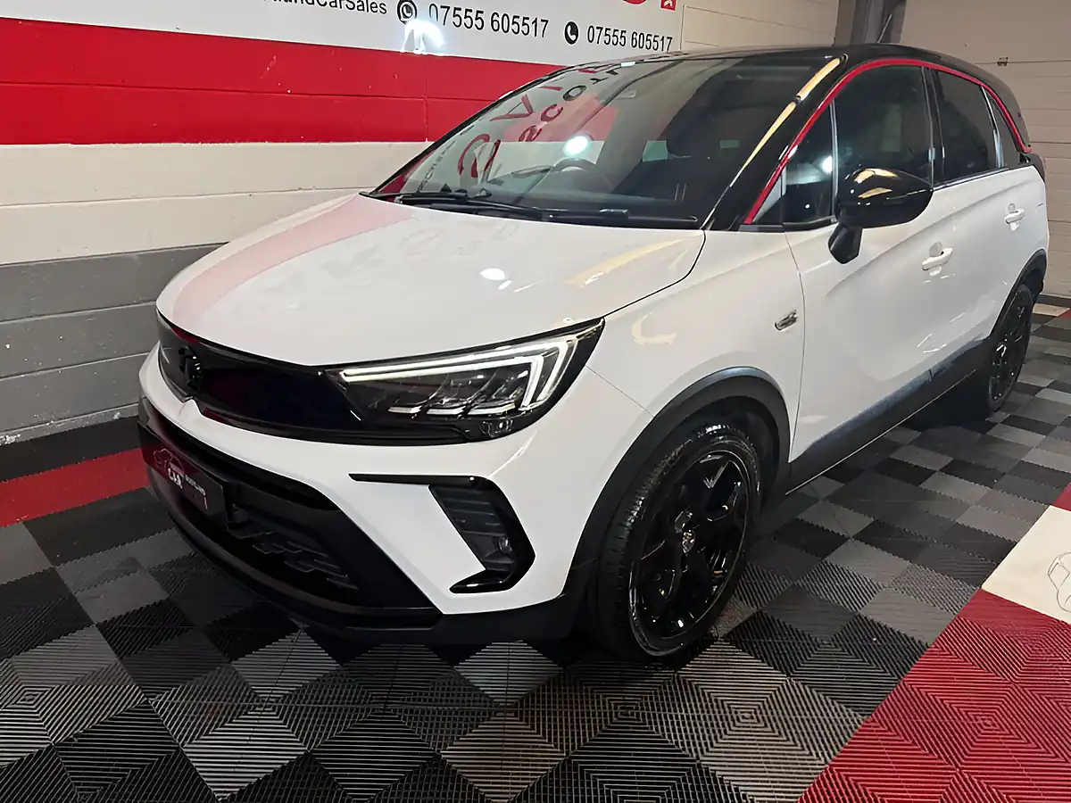 Used 2022 Vauxhall Crossland Gs Line White - Interior and Exterior details 8