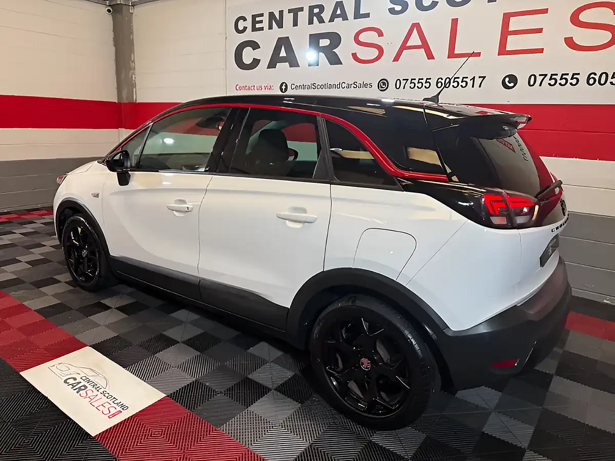 Used 2022 Vauxhall Crossland Gs Line White - Interior and Exterior details 9