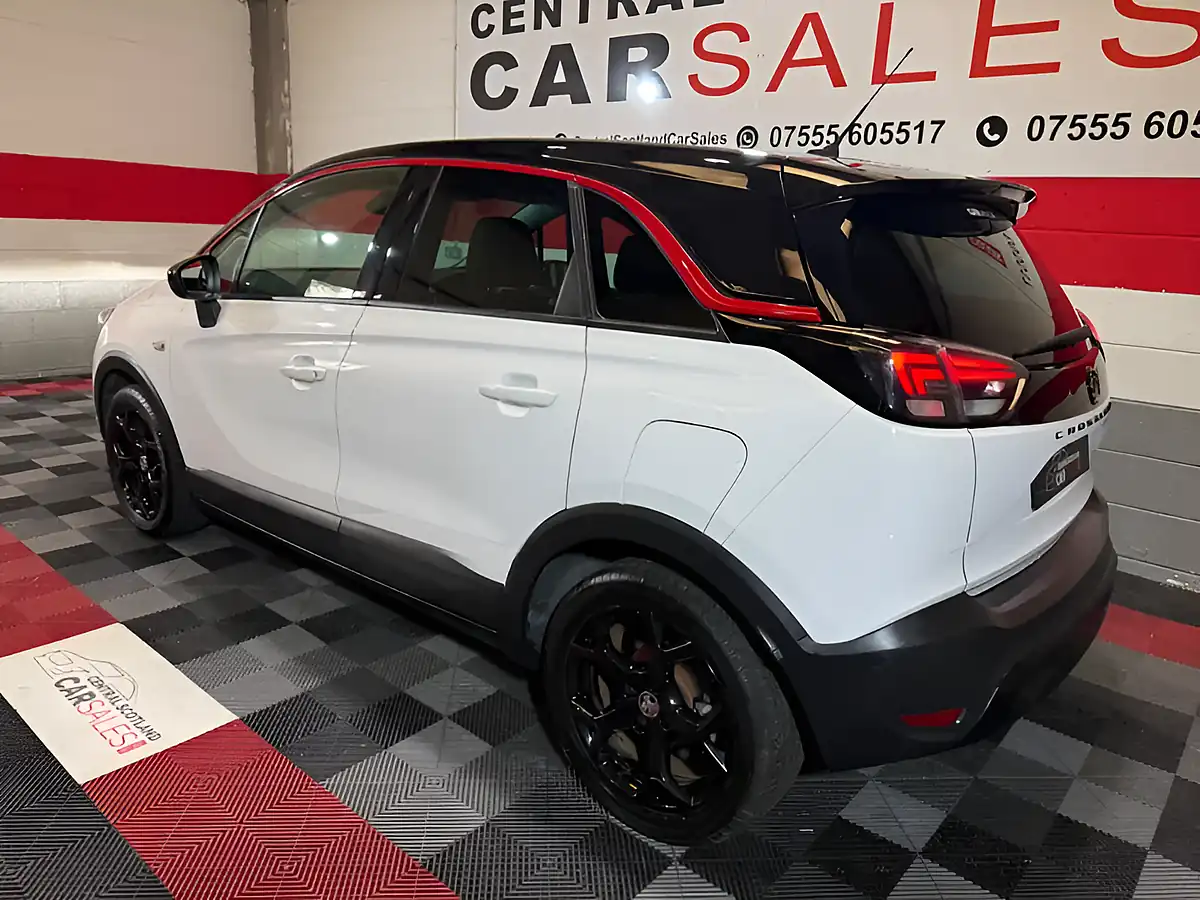 Used 2022 Vauxhall Crossland Gs Line White - Interior and Exterior details 3