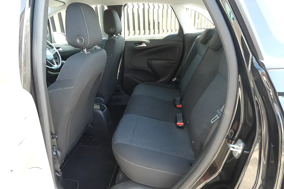 Used 2022 Vauxhall Crossland Se Edition Black - Interior and Exterior details 11