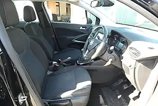 Used 2022 Vauxhall Crossland Se Edition Black - Interior and Exterior details 7