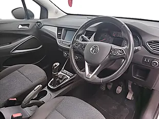 Used 2022 Vauxhall Crossland Se Edition White - Interior and Exterior details 7