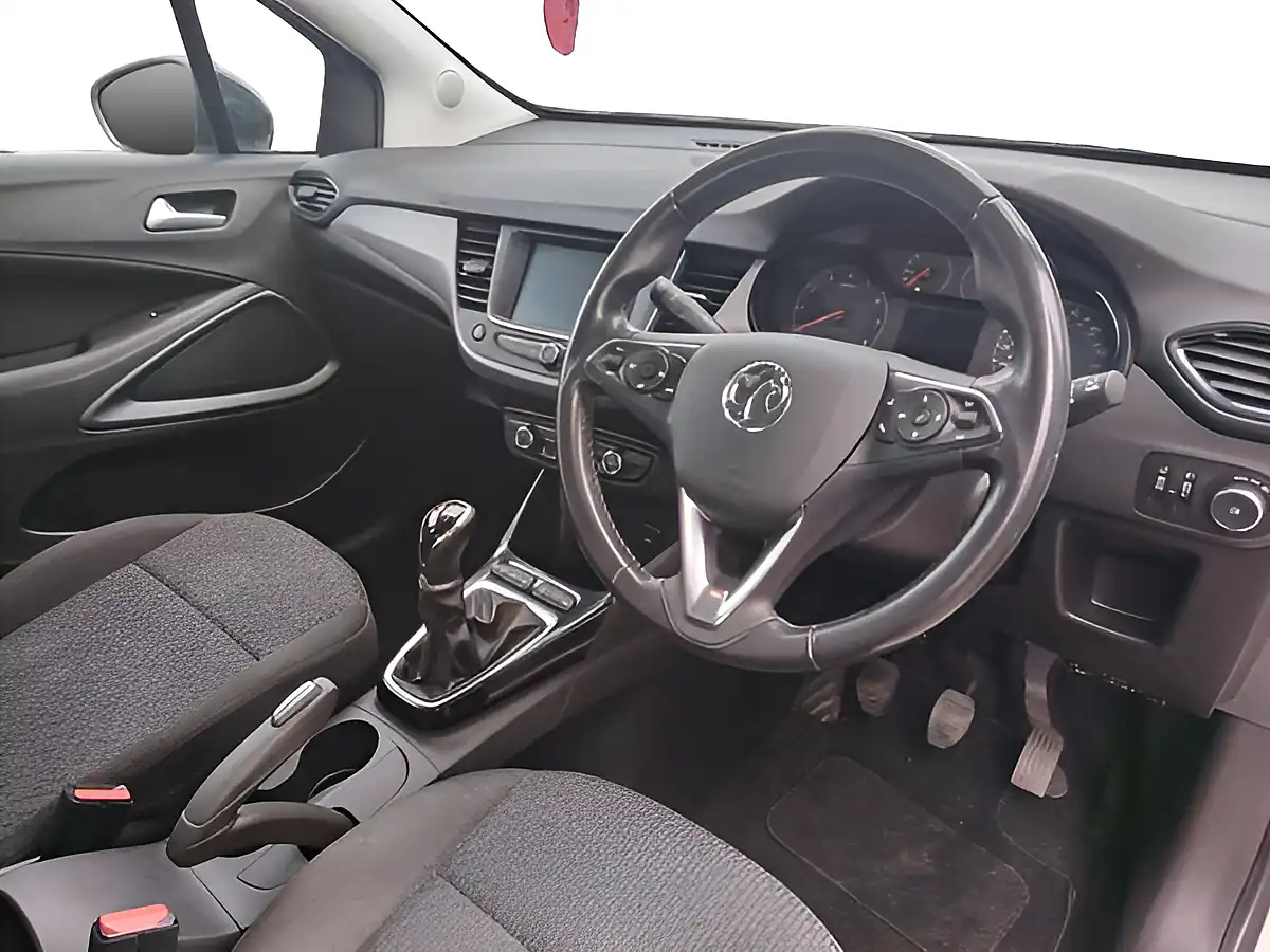 Used 2022 Vauxhall Crossland Se Edition White - Interior and Exterior details 7
