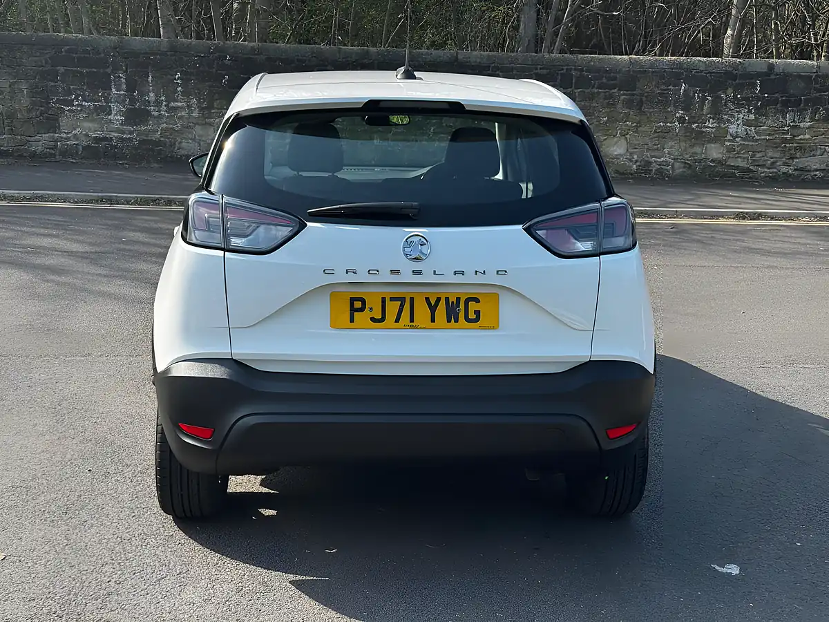Used 2022 Vauxhall Crossland Se Edition White - Interior and Exterior details 11
