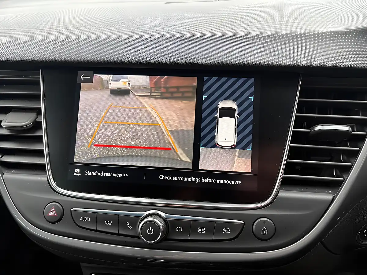 Used 2022 Vauxhall Crossland Ultimate Blue - Interior and Exterior details 15