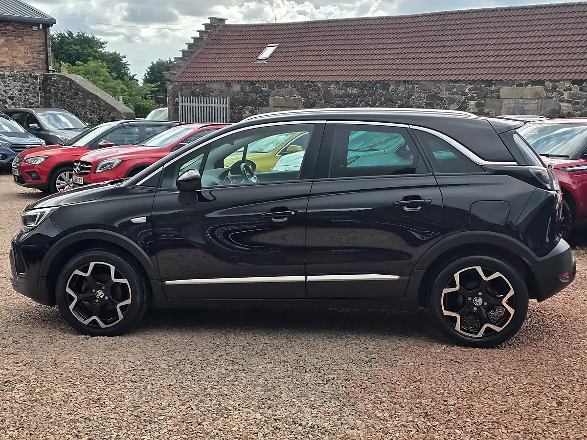 Used 2022 Vauxhall Crossland Ultimate Diamond Black Metallic - Interior and Exterior details 14