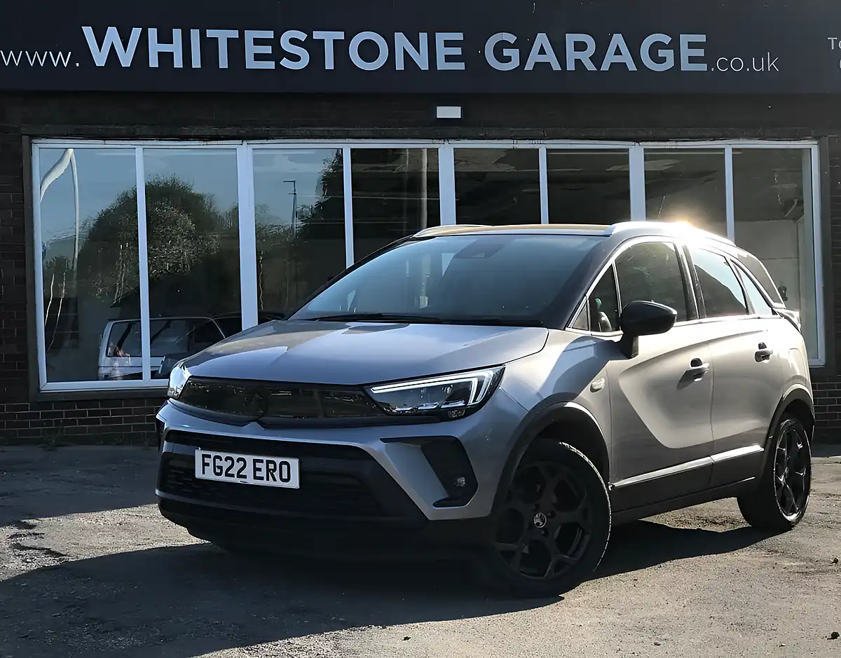 Used 2022 Vauxhall Crossland Ultimate Quartz Grey - Interior and Exterior details 4