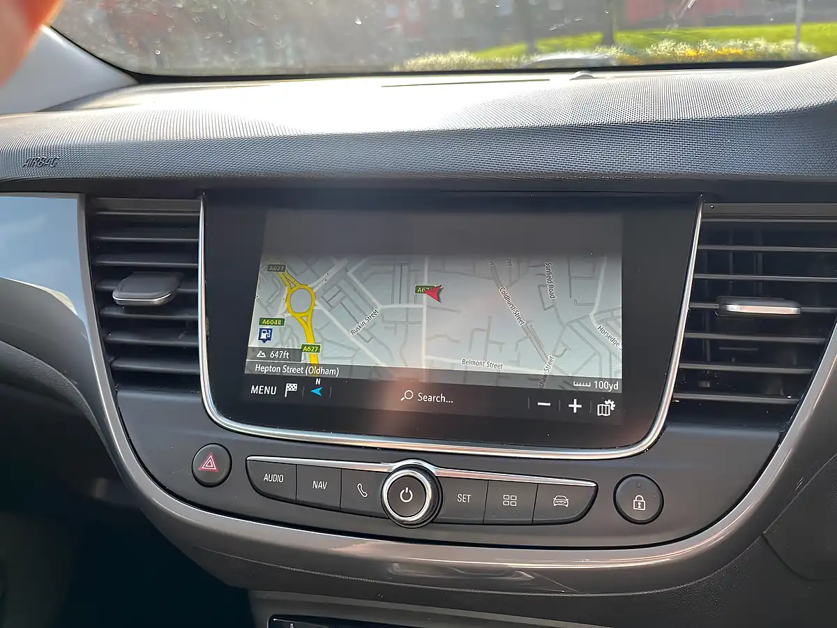 Used 2022 Vauxhall Crossland Ultimate Red - Interior and Exterior details 13