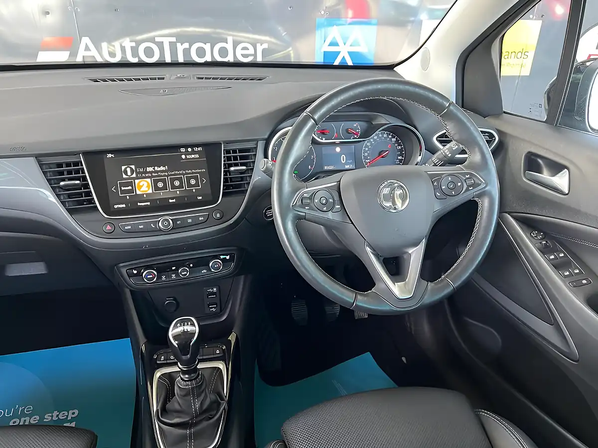 Used 2022 Vauxhall Crossland Ultimate White - Interior and Exterior details 17