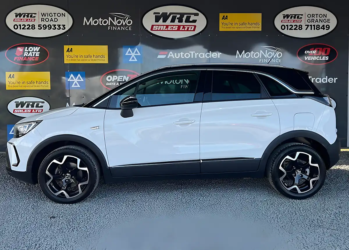 Used 2022 Vauxhall Crossland Ultimate White - Interior and Exterior details 2