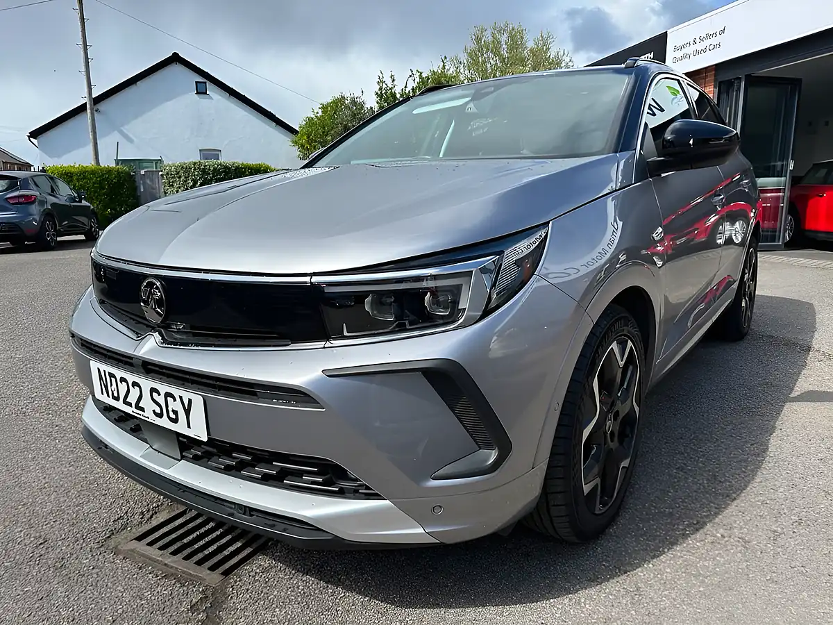 Used 2022 Vauxhall Grandland Elite Grey - Interior and Exterior details 3