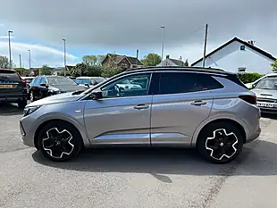 Used 2022 Vauxhall Grandland Elite Grey - Interior and Exterior details 4