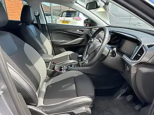 Used 2022 Vauxhall Grandland Elite Grey - Interior and Exterior details 9