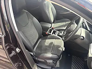 Used 2022 Vauxhall Grandland Ultimate Black - Interior and Exterior details 10