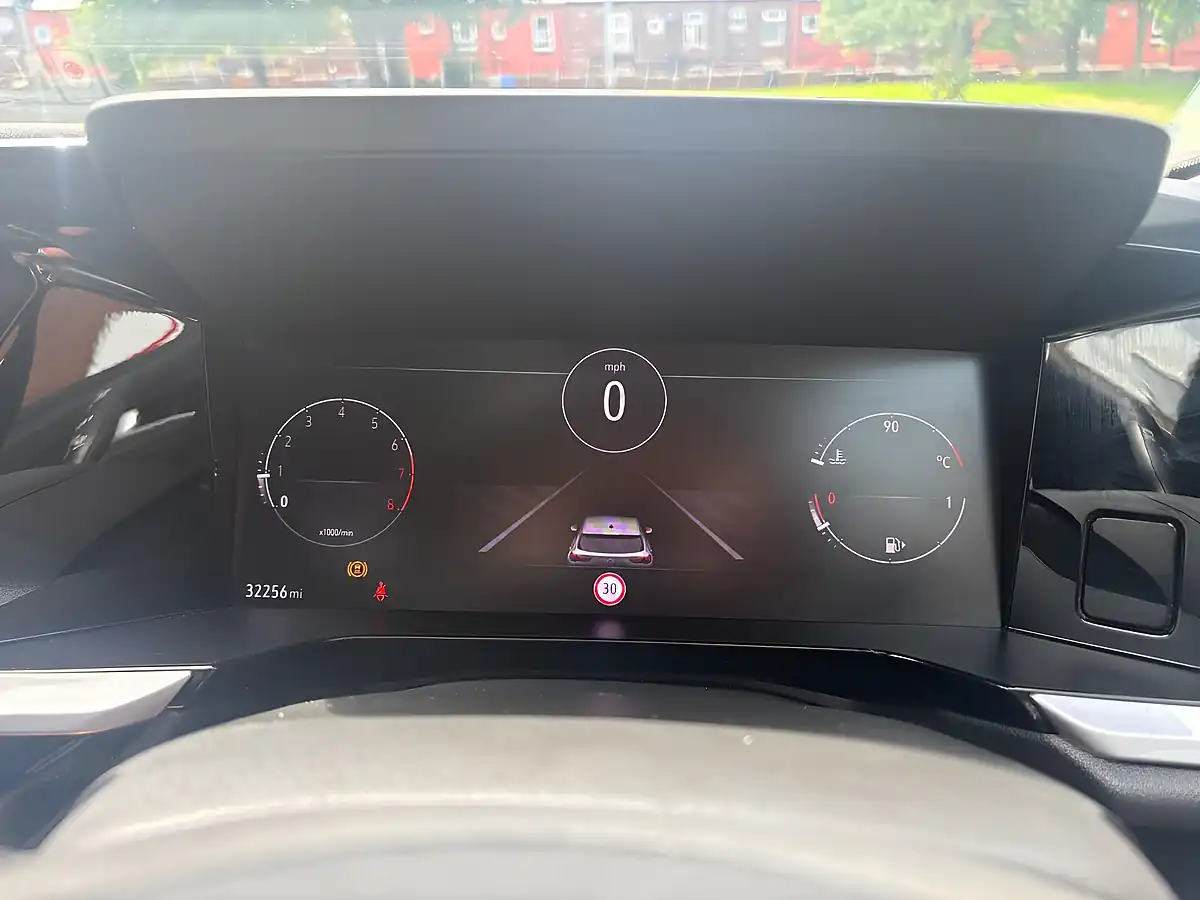 Used 2022 Vauxhall Grandland Ultimate Black - Interior and Exterior details 14