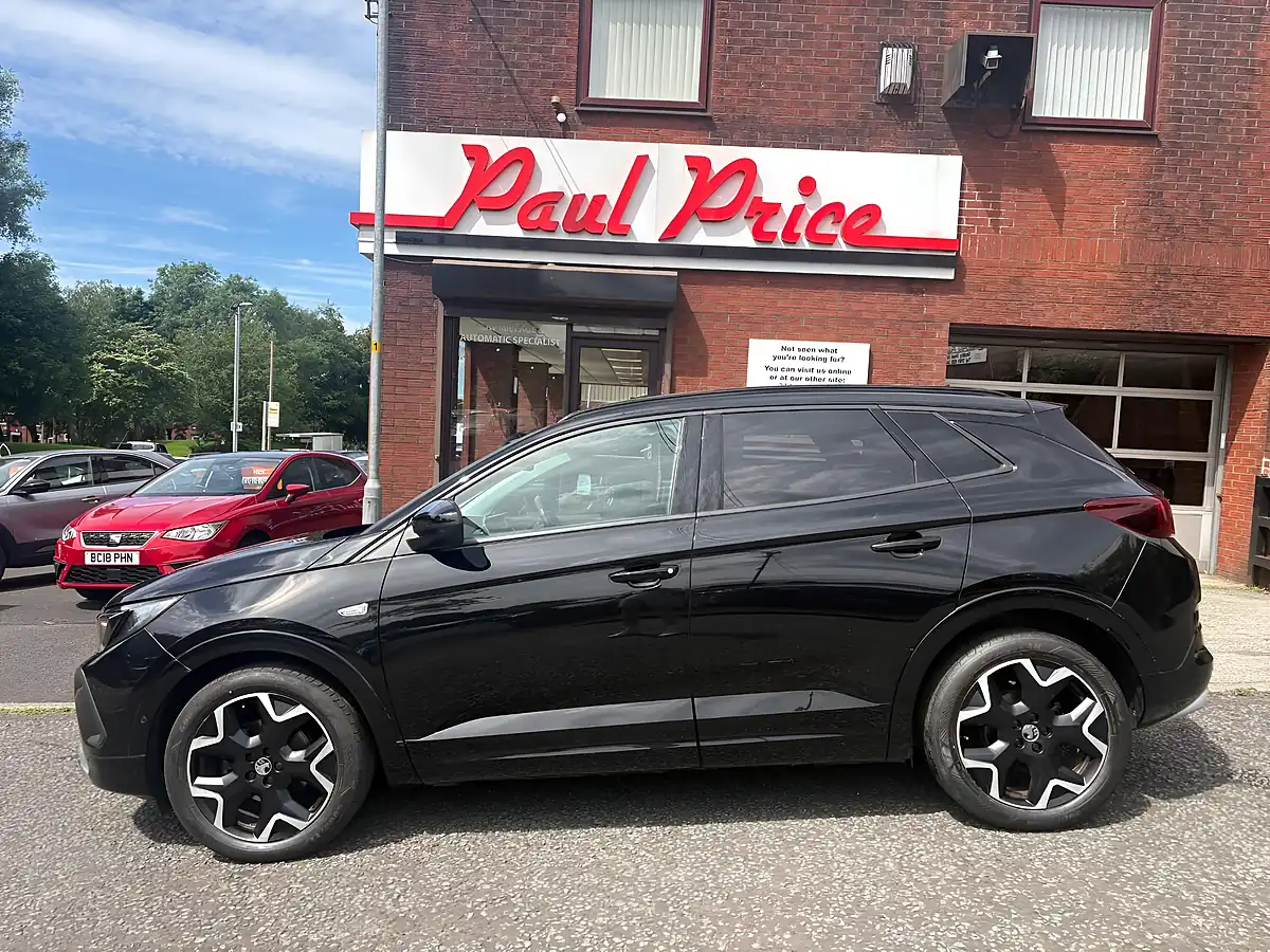 Used 2022 Vauxhall Grandland Ultimate Black - Interior and Exterior details 6
