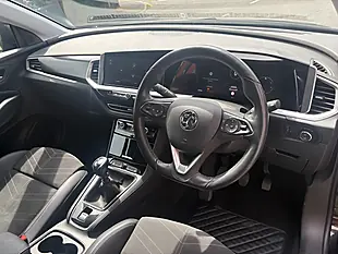 Used 2022 Vauxhall Grandland Ultimate Black - Interior and Exterior details 9