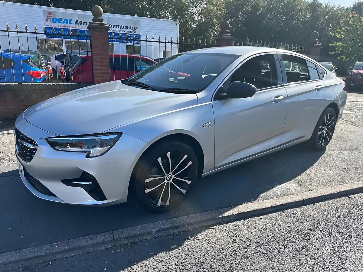 Used 2022 Vauxhall Insignia Design Grand Sport Silver - Interior and Exterior details 10