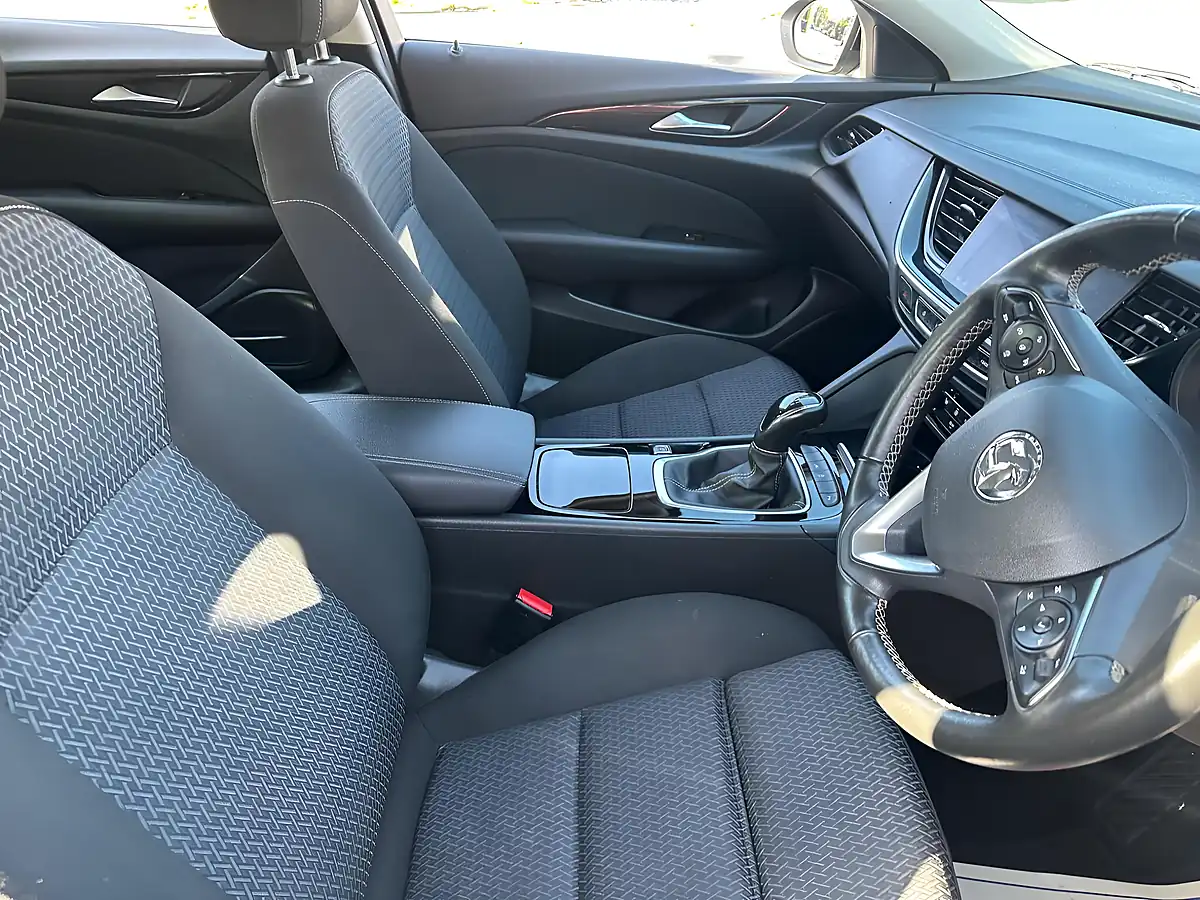 Used 2022 Vauxhall Insignia Design Grand Sport Silver - Interior and Exterior details 15