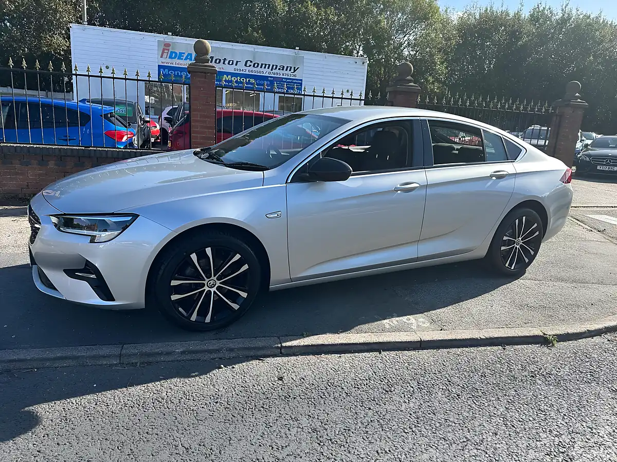 Used 2022 Vauxhall Insignia Design Grand Sport Silver - Interior and Exterior details 6
